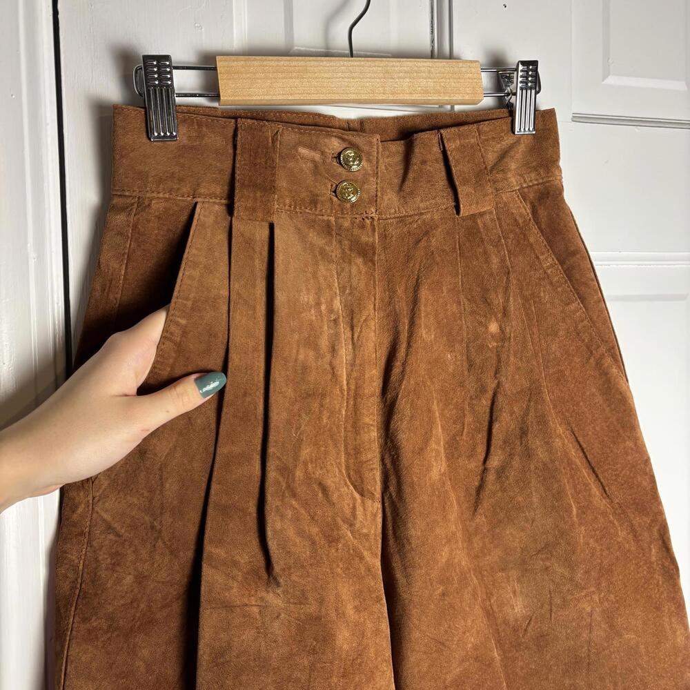 Vintage Suede Pleated High Rise Shorts XXS - Picture 2 of 6
